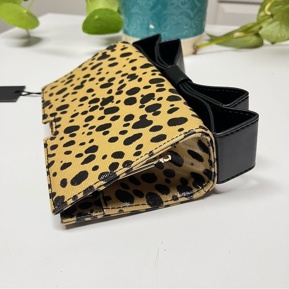 ZAC POSEN “Milla” Small Frame Animal Print Coated Clutch with Bow Accent Bottom - Picture 9 of 14